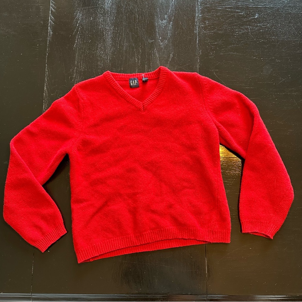 GAP Red V-Neck Sweater for Women